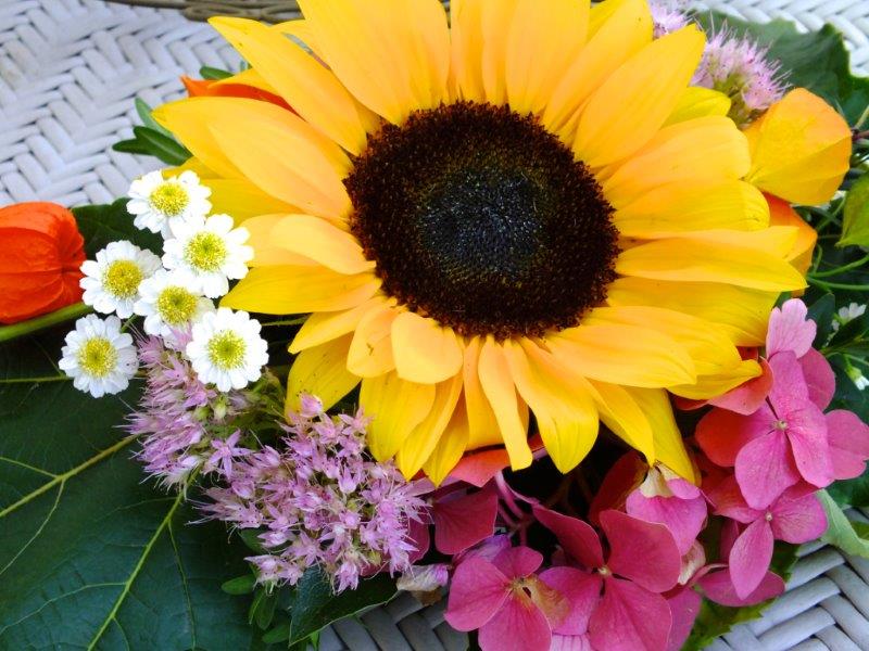 Sonnenblumengesteck